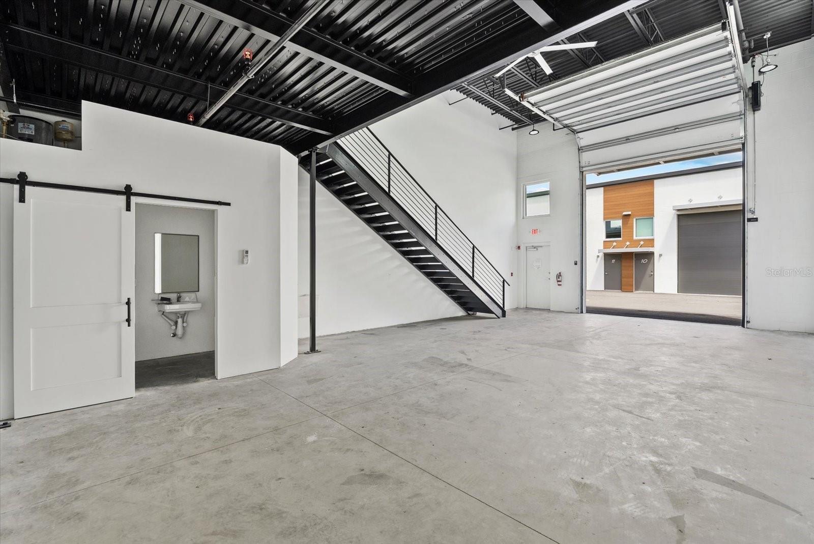 6566 Palmer Park Circle, FL