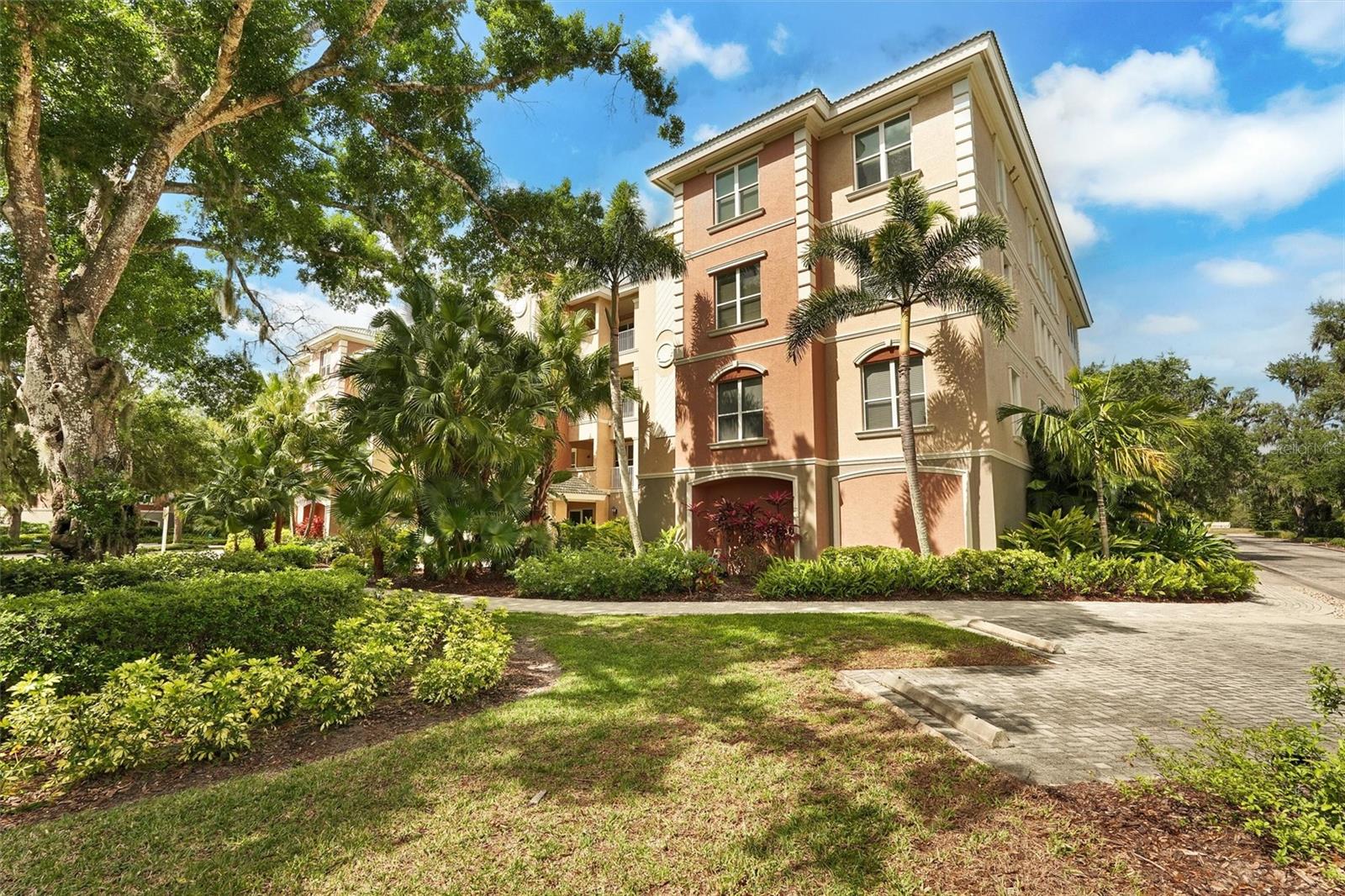 5110 Manorwood Drive, FL
