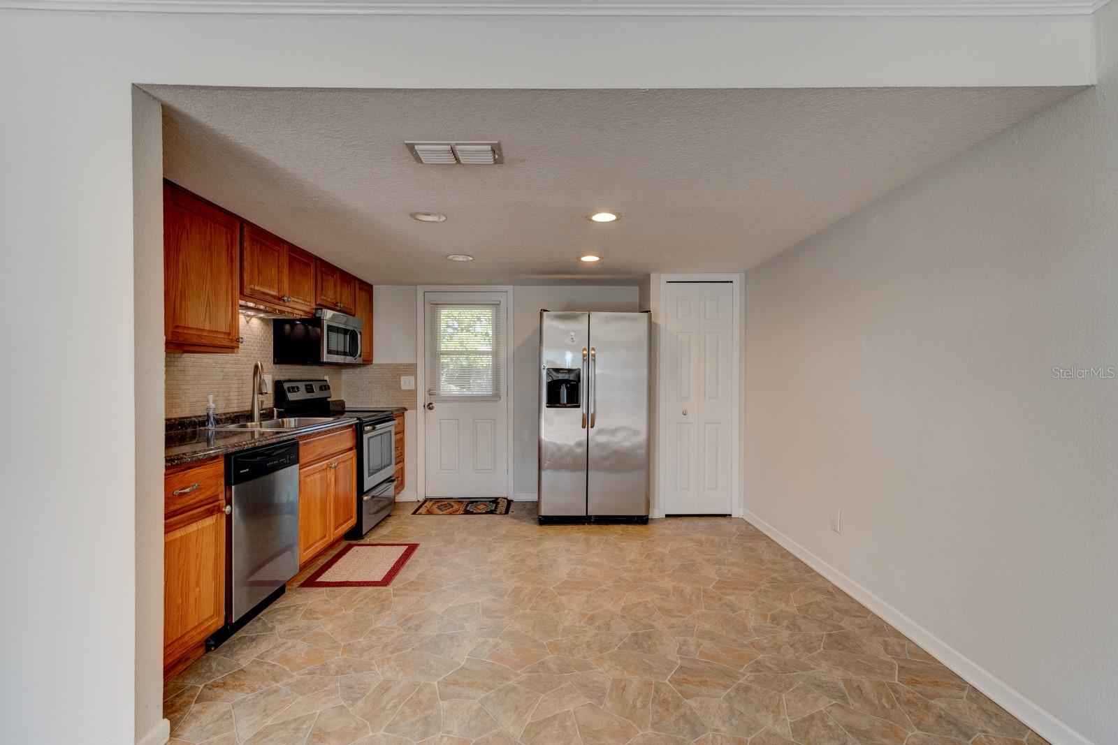 712-714 Oakwood Avenue, FL