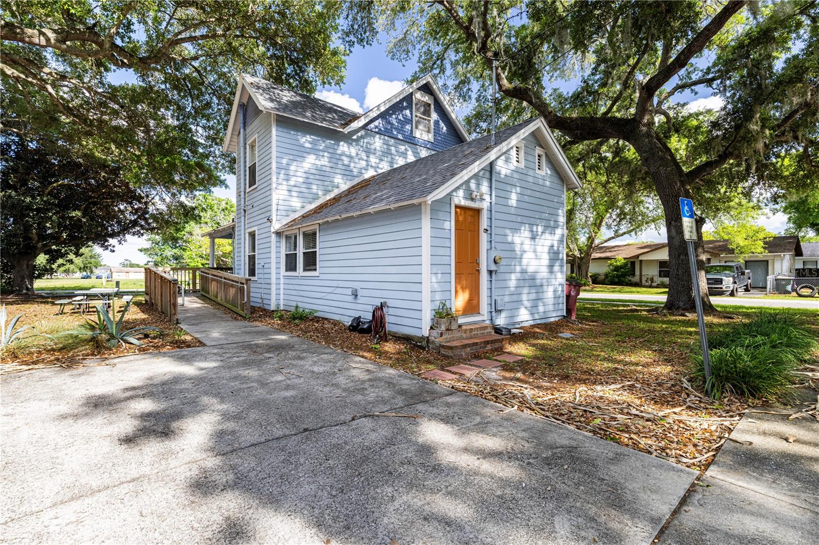 1320 Jersey Avenue, FL