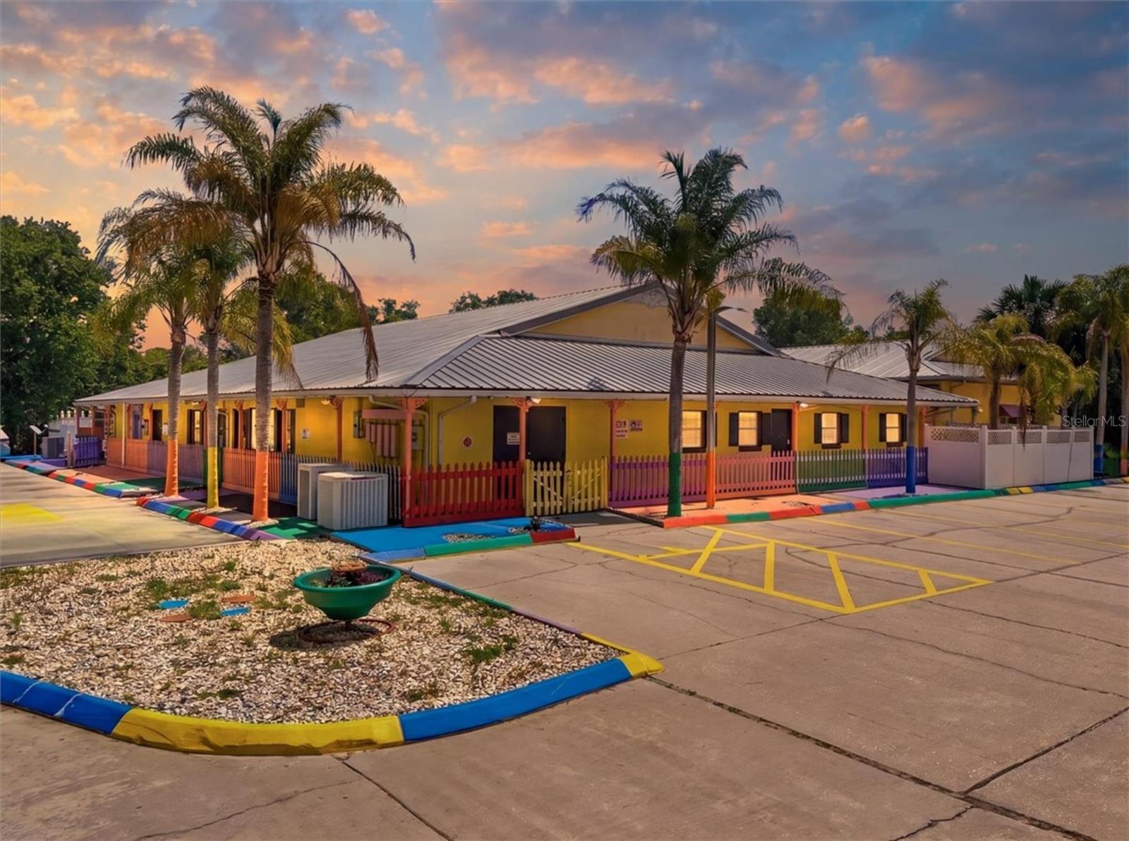 1330 Knox Mc Rae Drive, FL