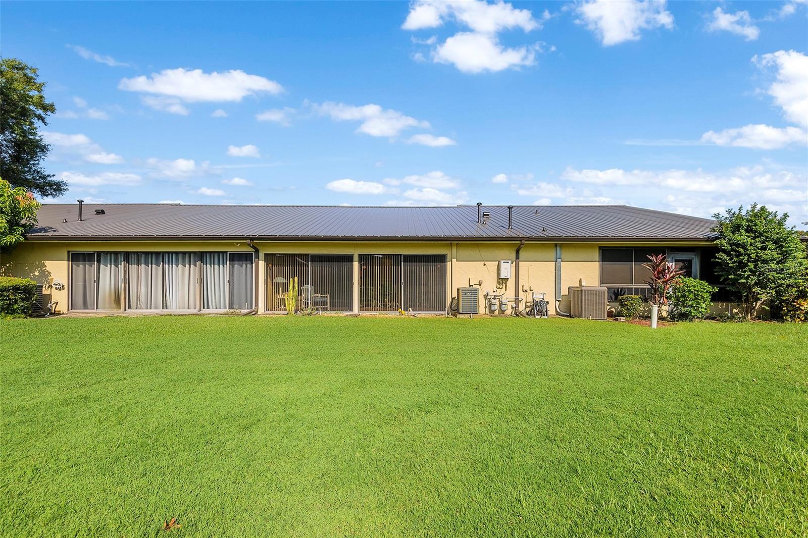 665 Broadmoor Circle, FL