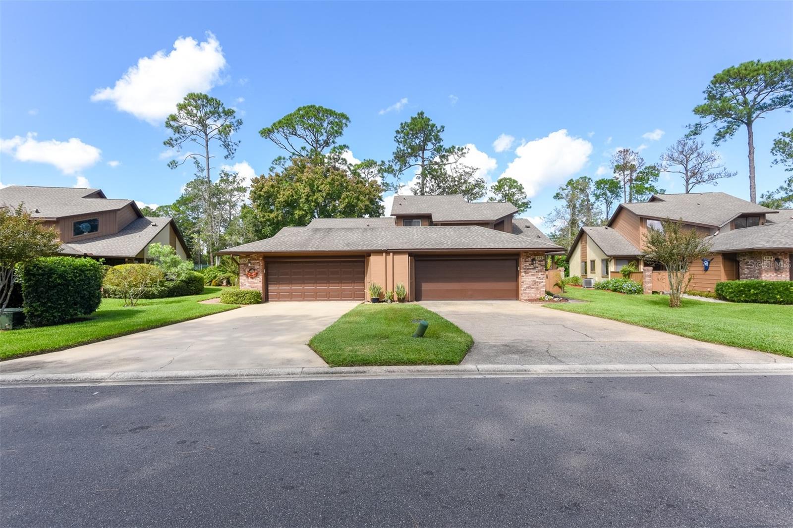 105 Horseshoe Trail, FL