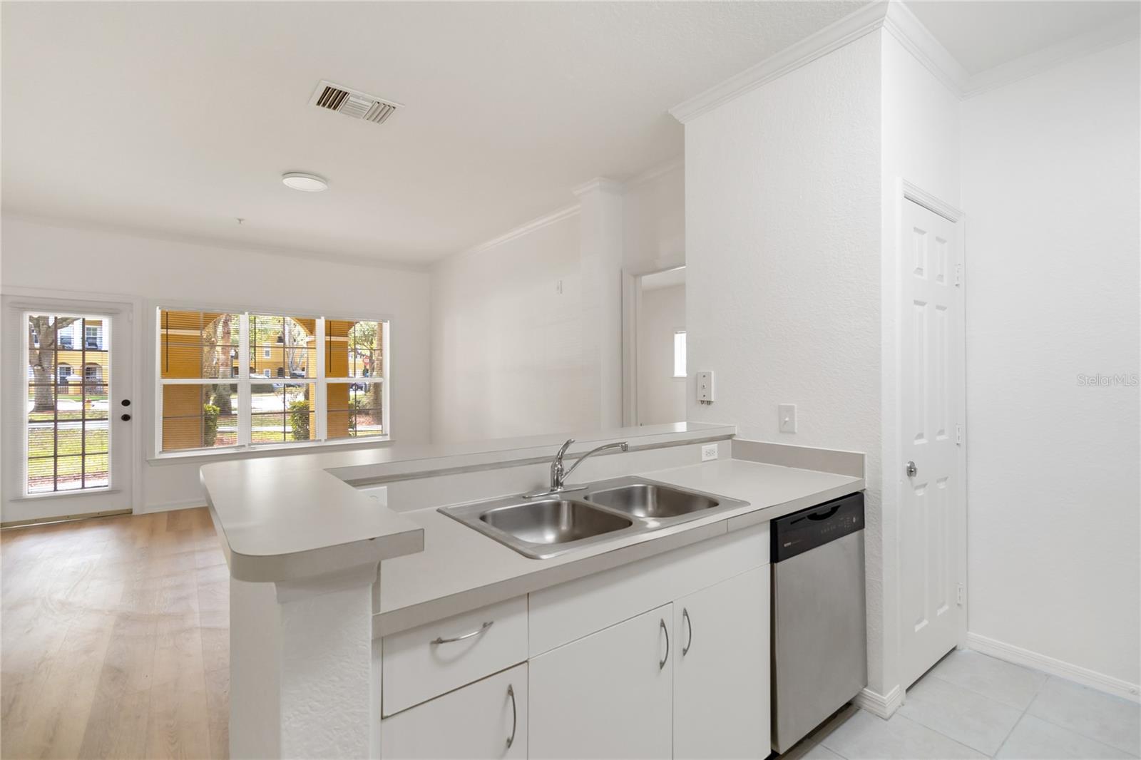 3599 Conroy Road, FL