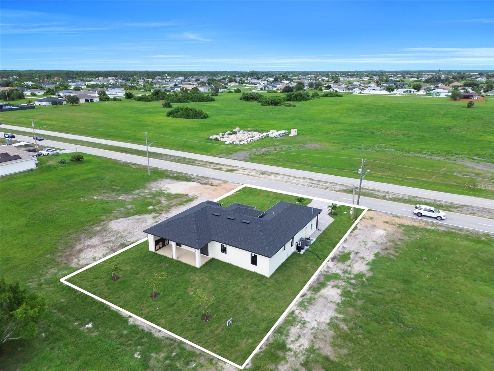 2720 Santa Barbara Boulevard, FL