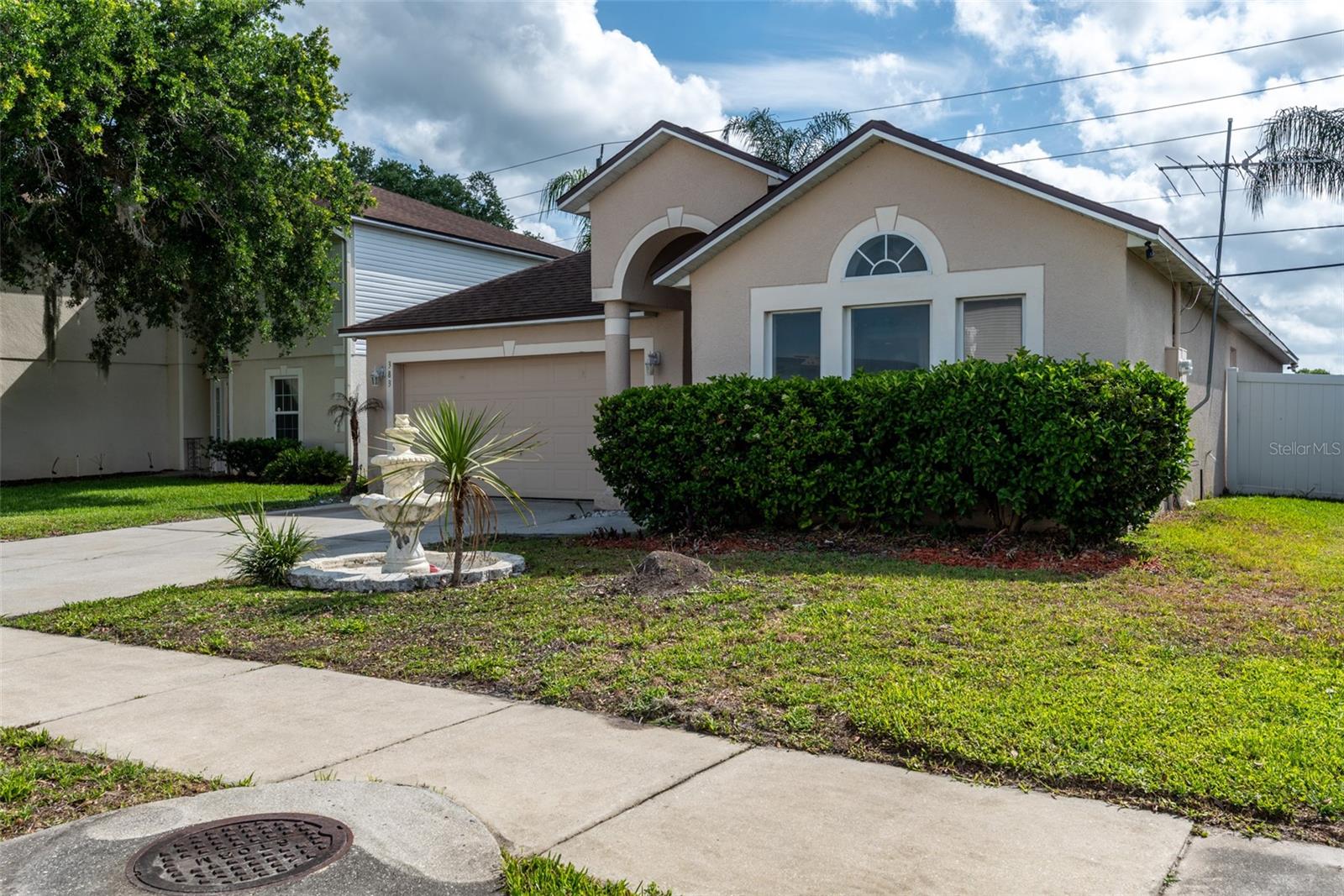 383 Fairfield Drive, FL