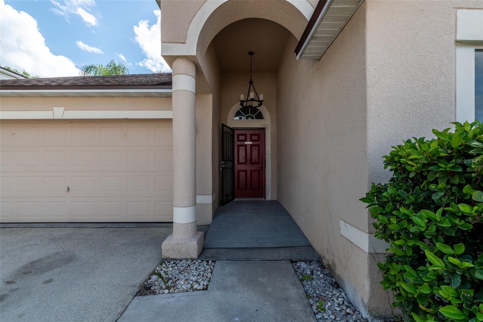 383 Fairfield Drive, FL