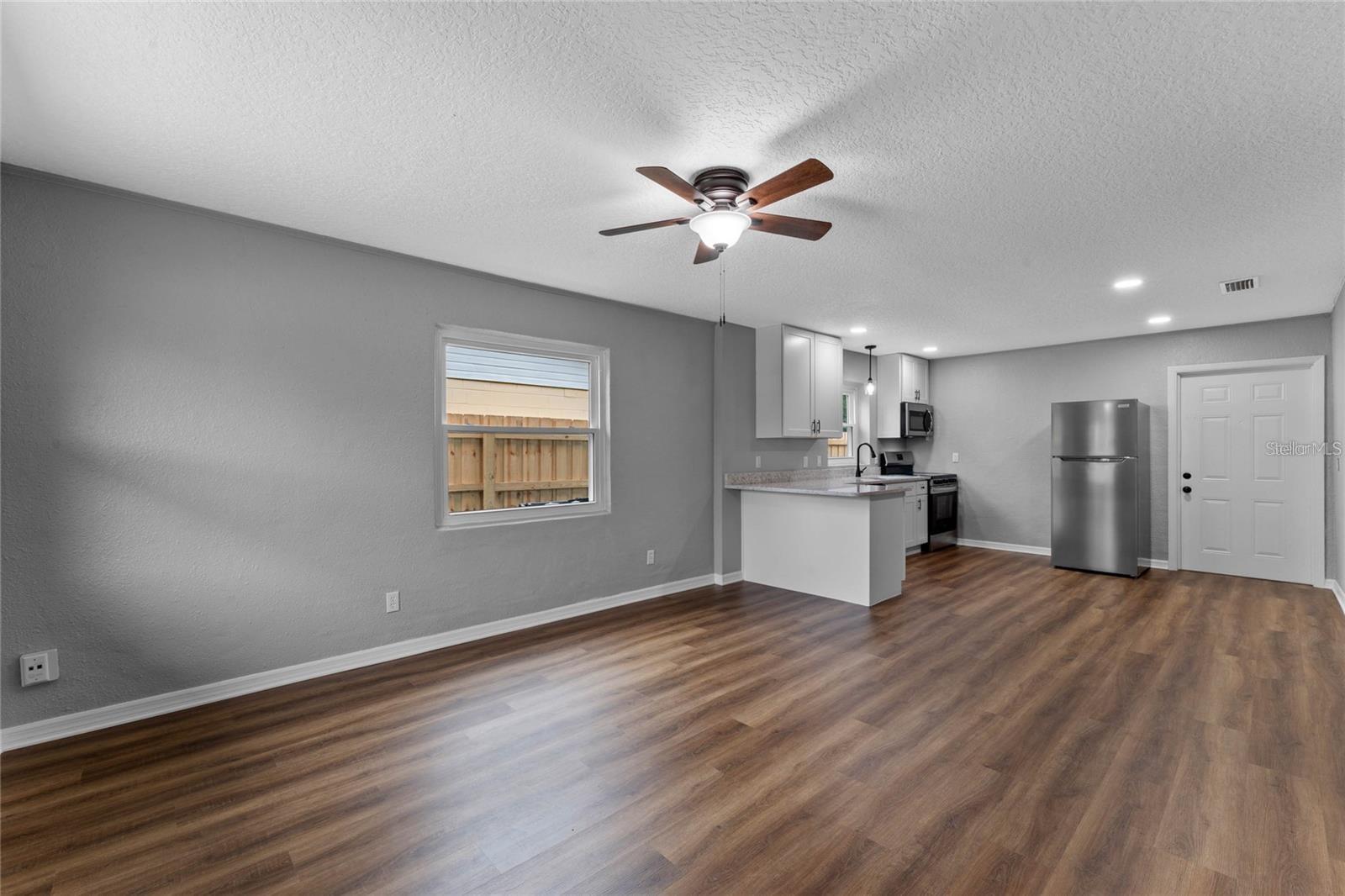 2441 Mills Avenue, FL