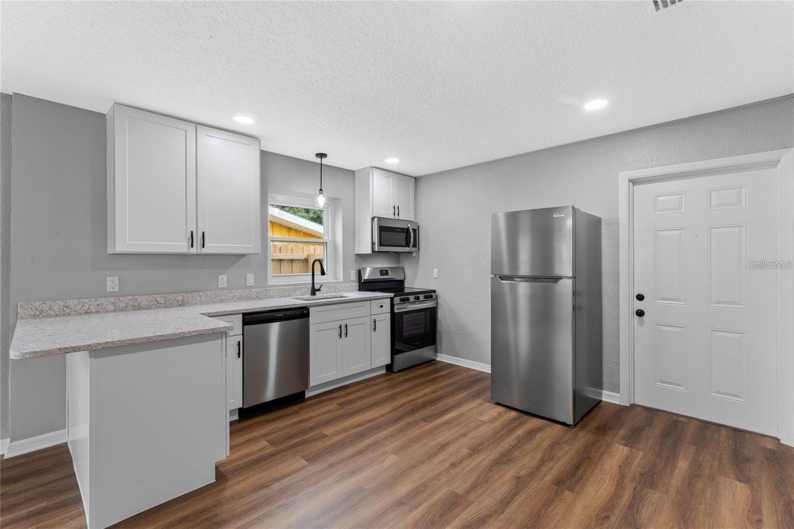 2441 Mills Avenue, FL