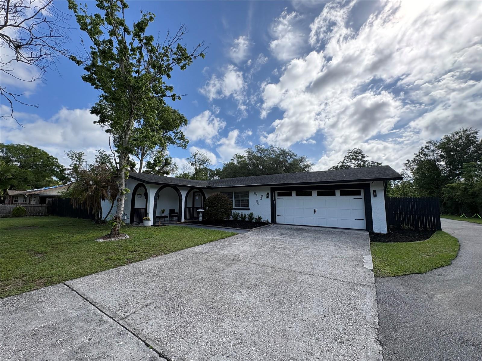1203 Ustler Road, FL