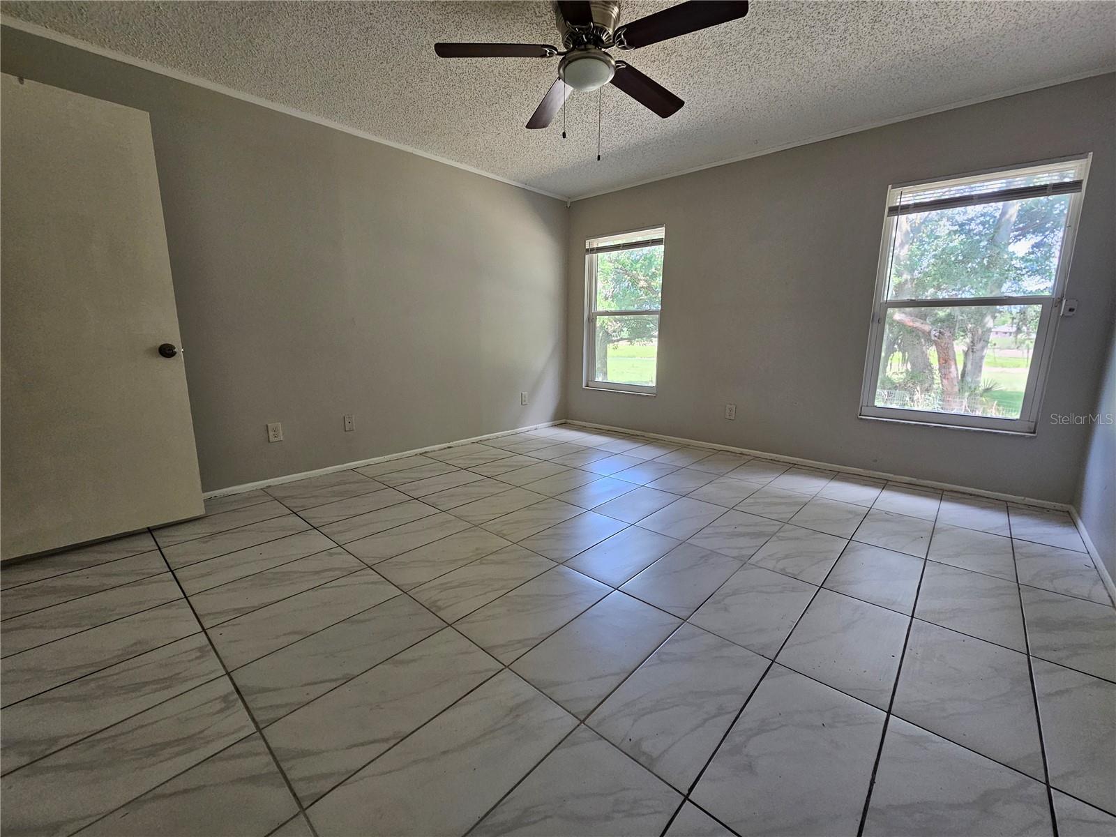 6560 Whirlaway Circle, FL
