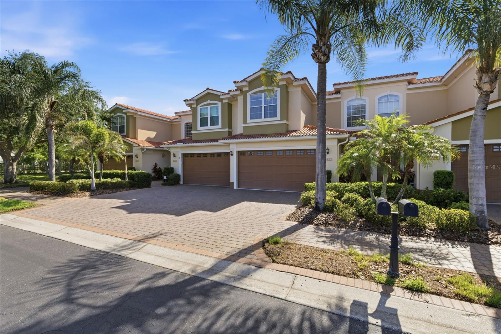 4113 Courtside Way, FL