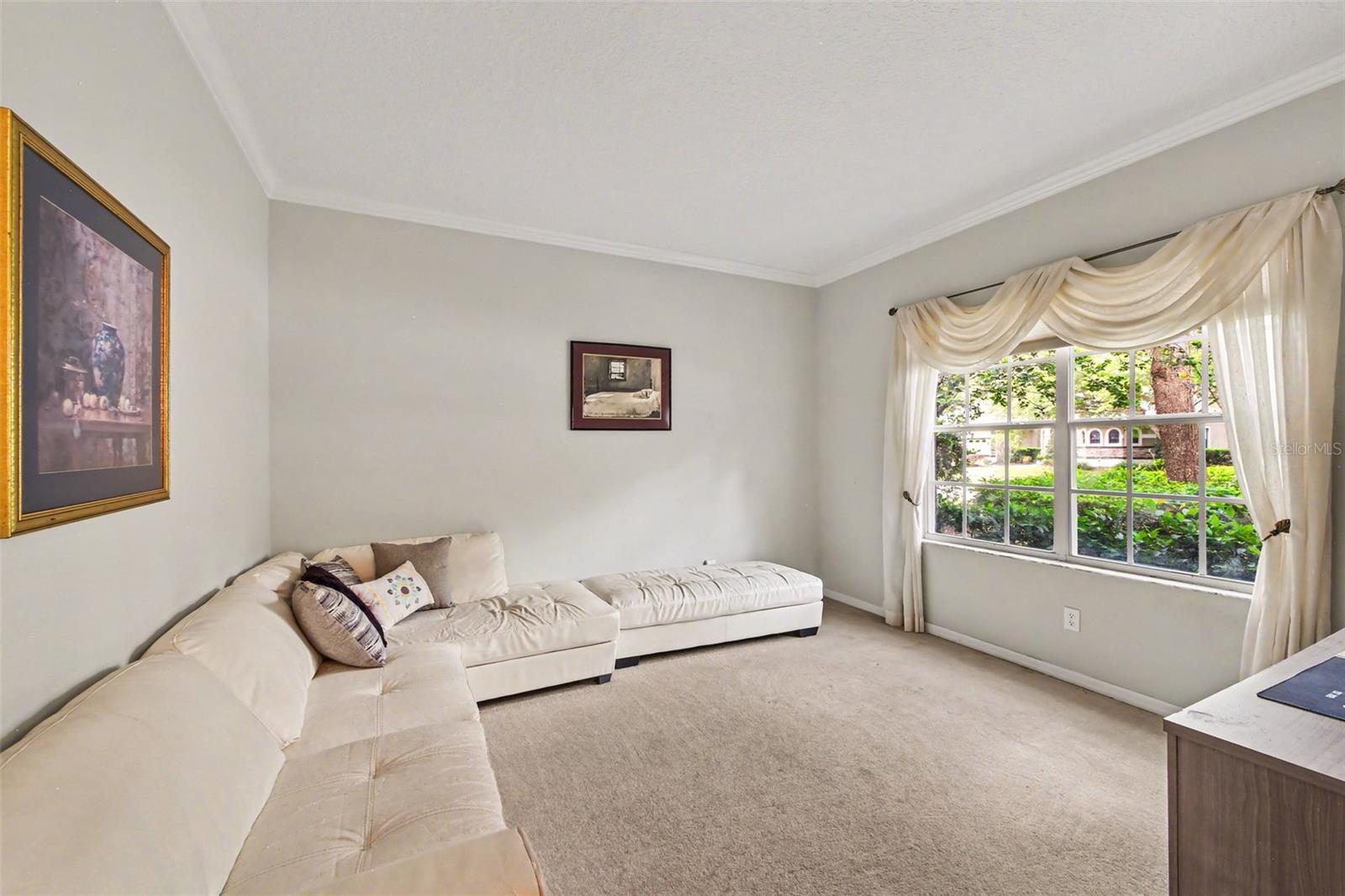 4323 Caledonia Avenue, FL