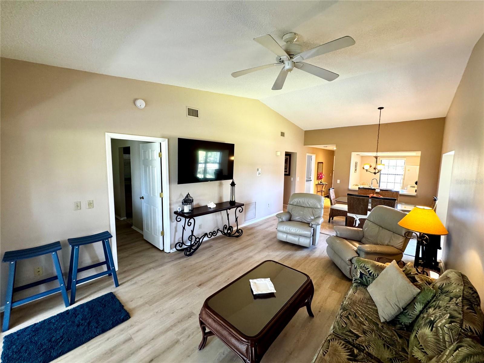 4644 Weybridge, FL