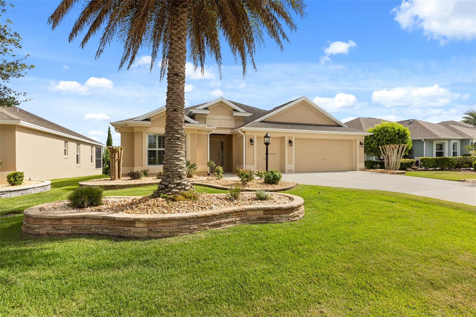 842 Pickett Road, FL