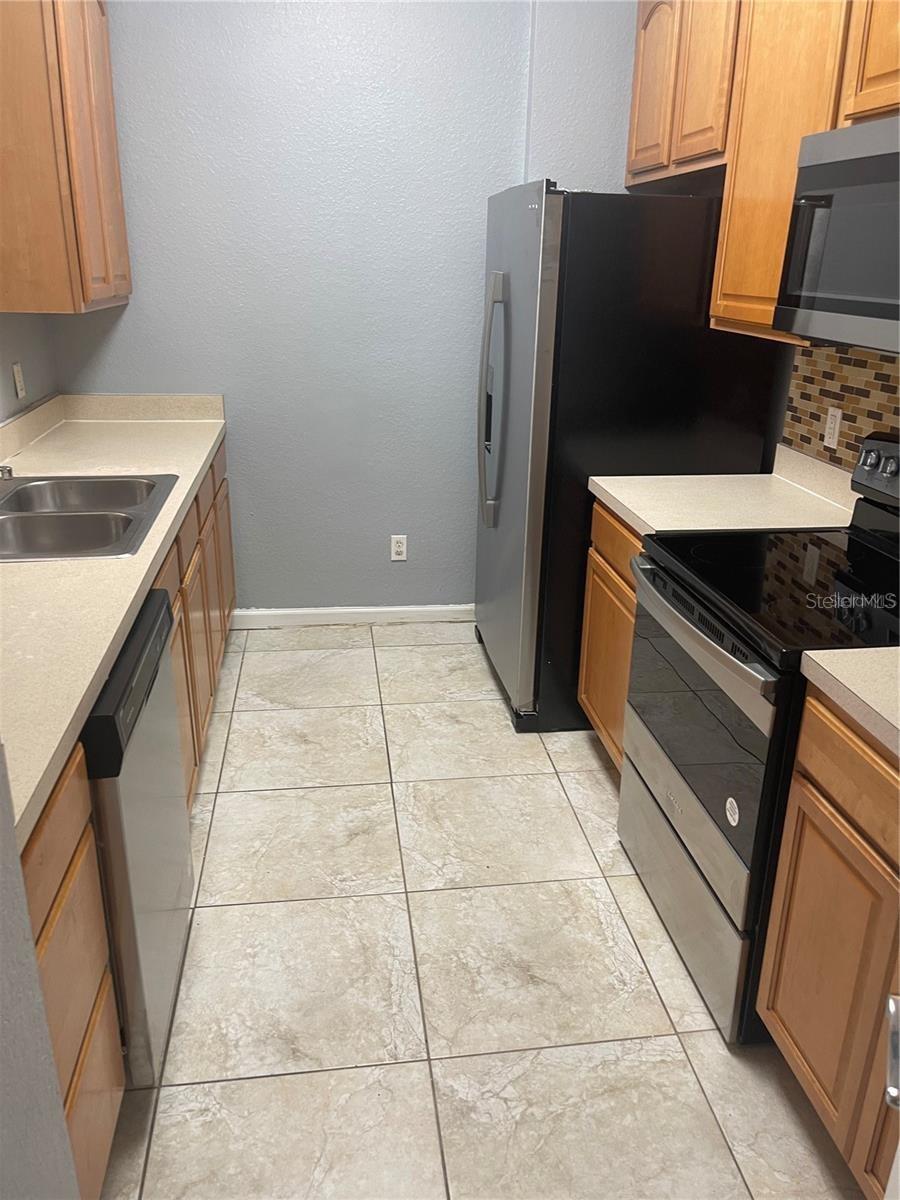 6451 Old Park Ln, FL