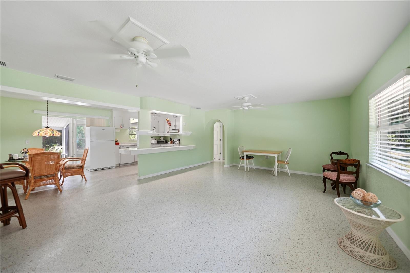 23040 Central Avenue, FL