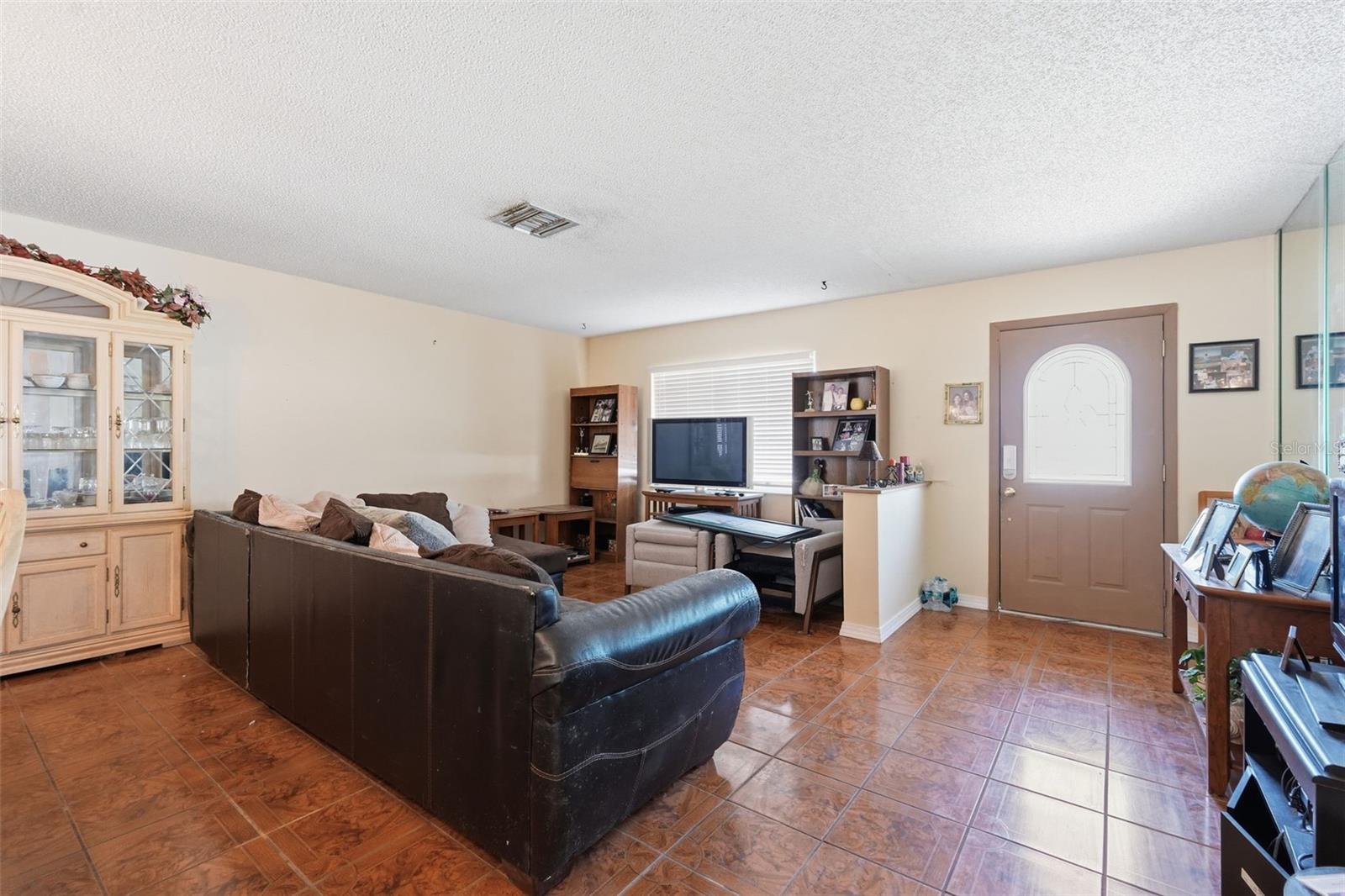 636 Tessier Court, FL