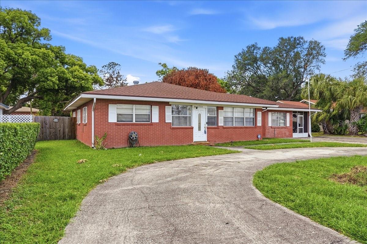 1206 Lake Parker Drive, FL
