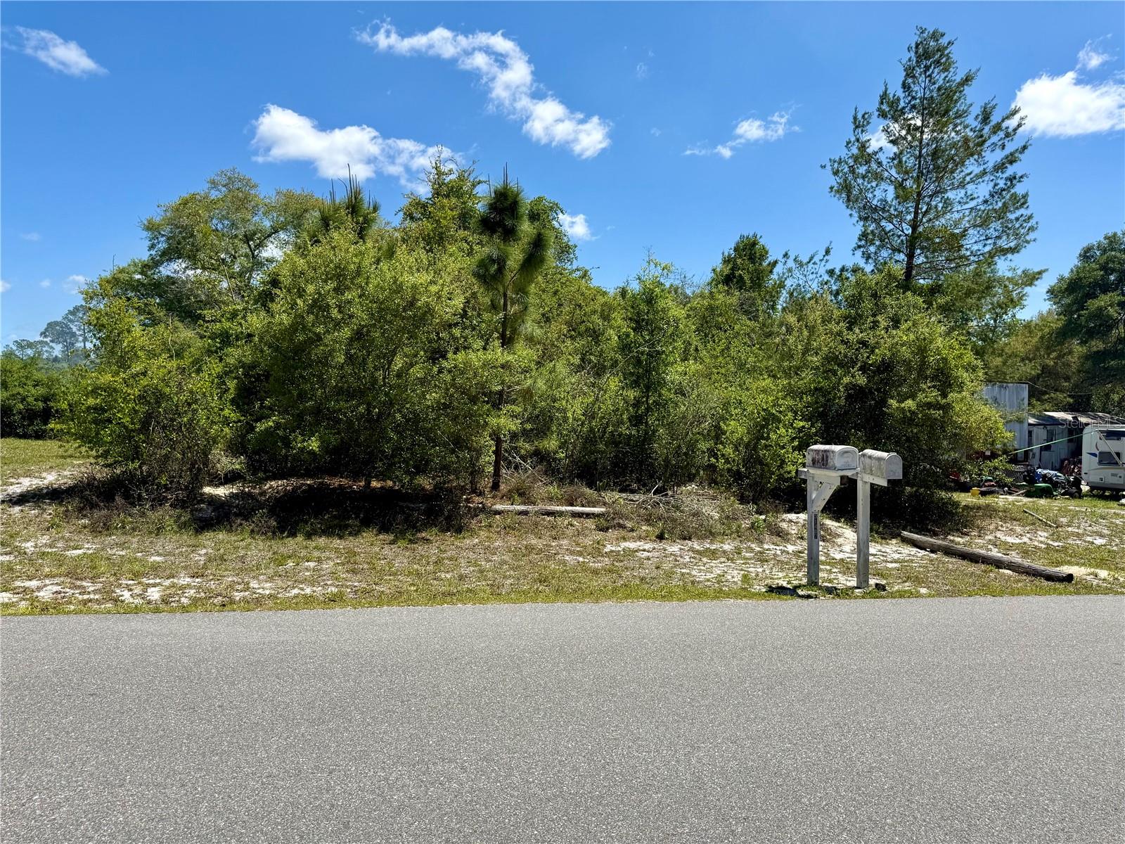 Benton Drive, FL