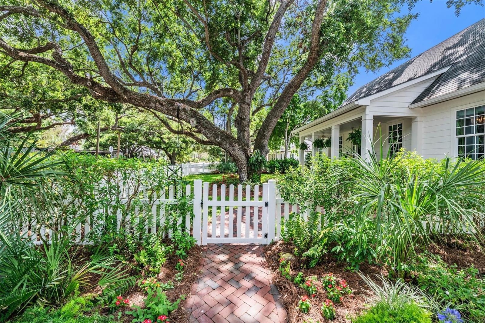 1707 Hesperides Street, FL