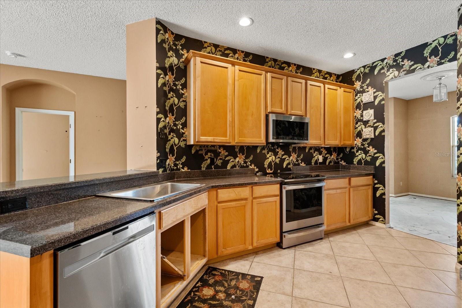 13853 Sunshowers Circle, FL