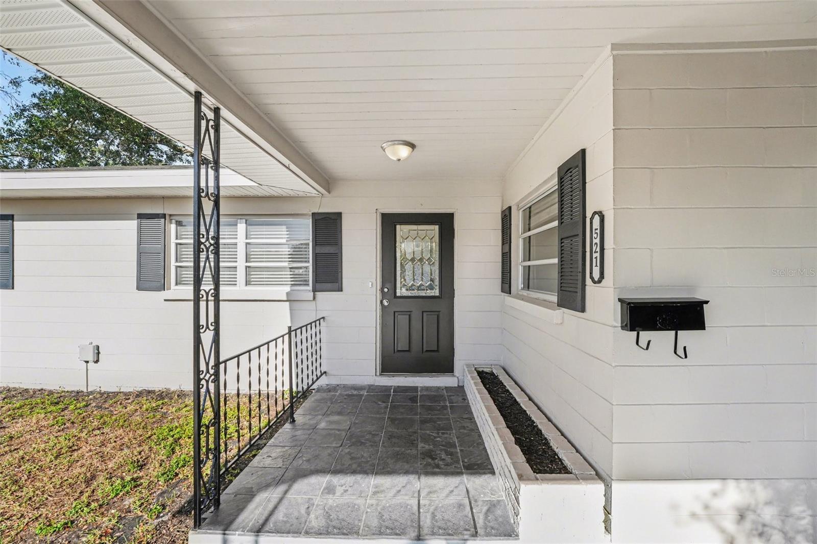 521 Palmeden Drive, FL