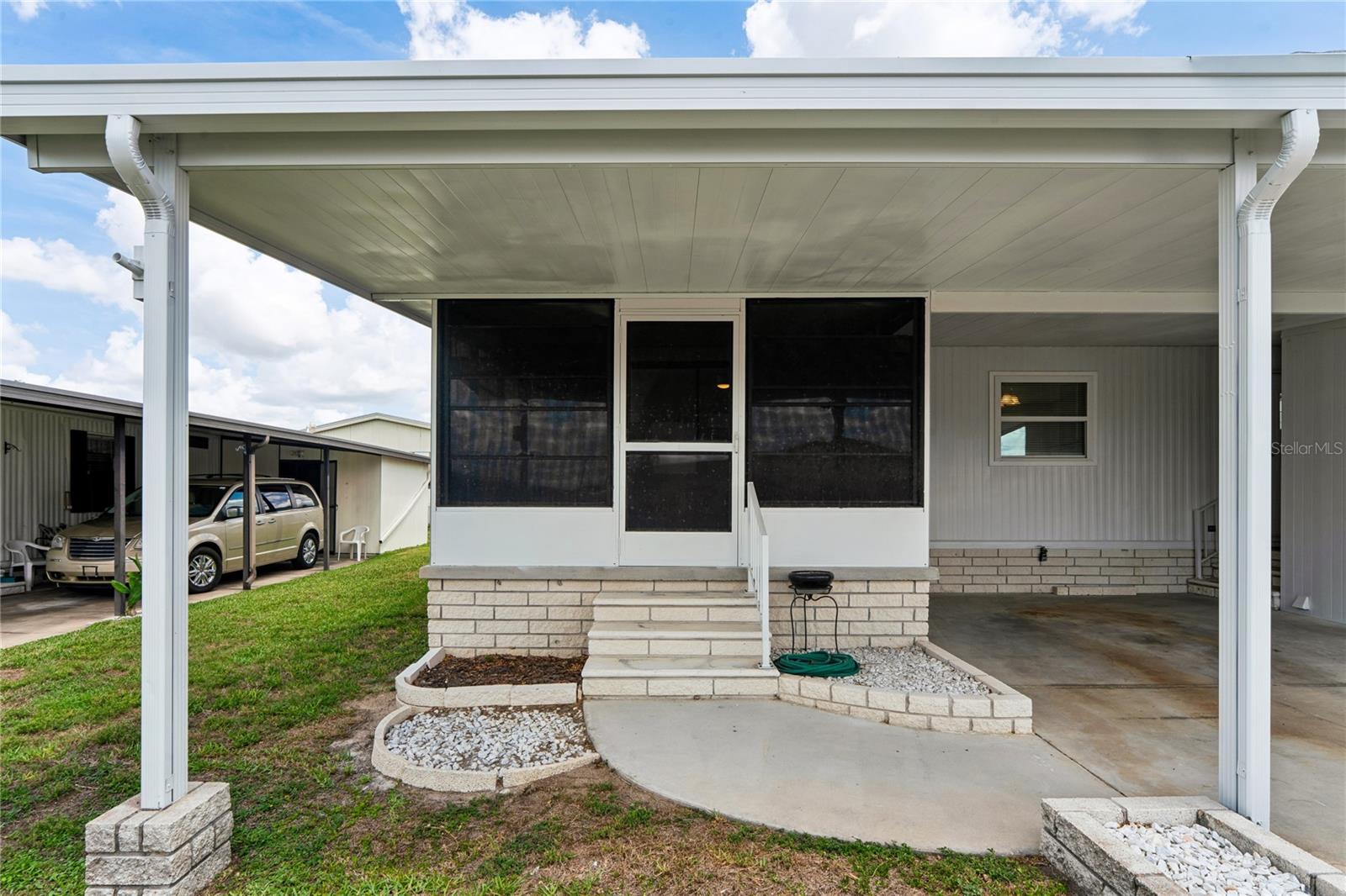 37537 Pinata Avenue, FL