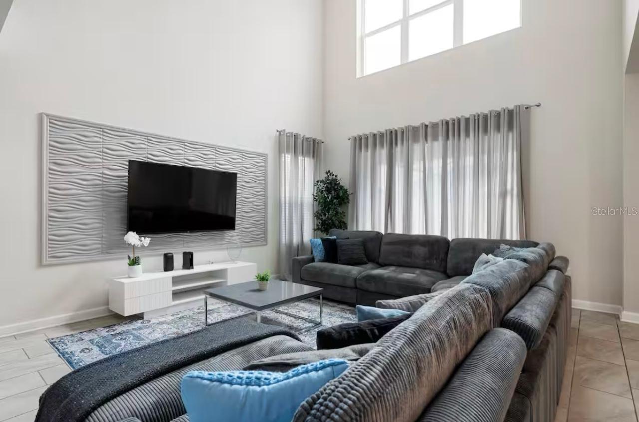 2787 Punctuation Place, FL