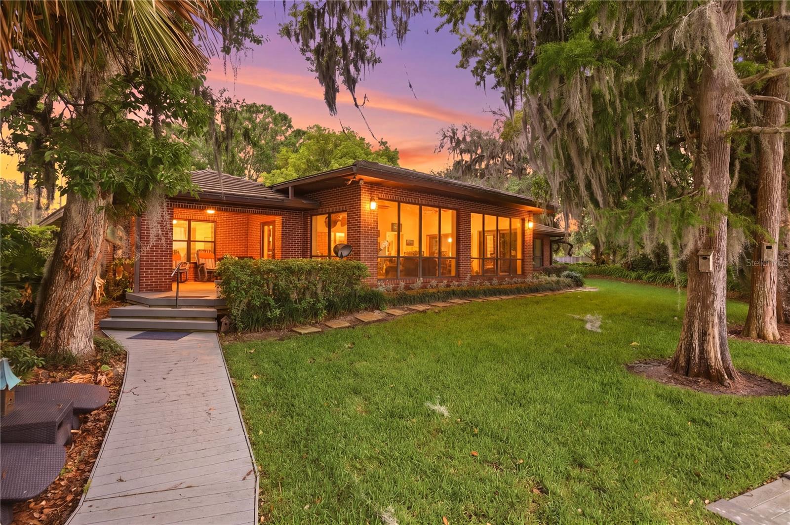 4910 Lake Drive, FL