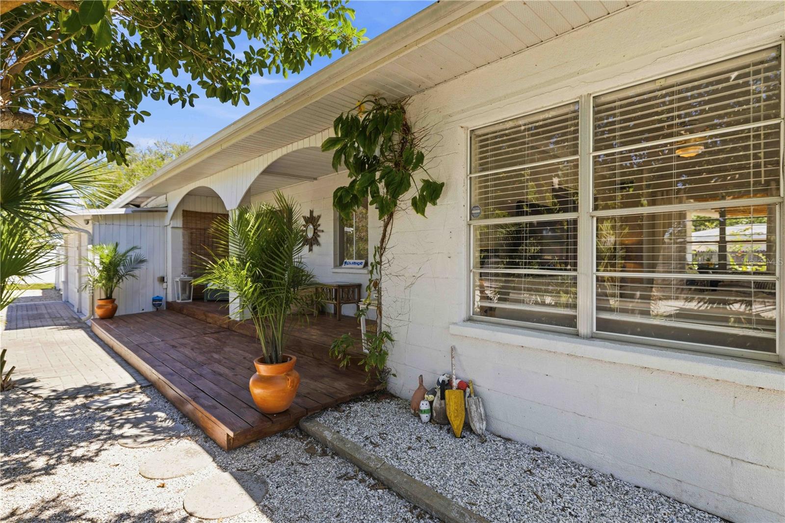 624 Bayshore Road, FL