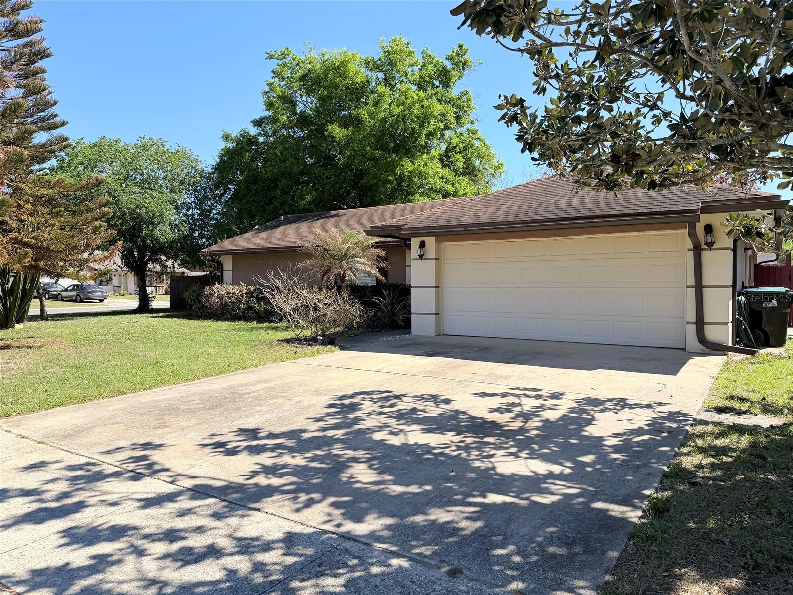 143 Cranfield Court, FL