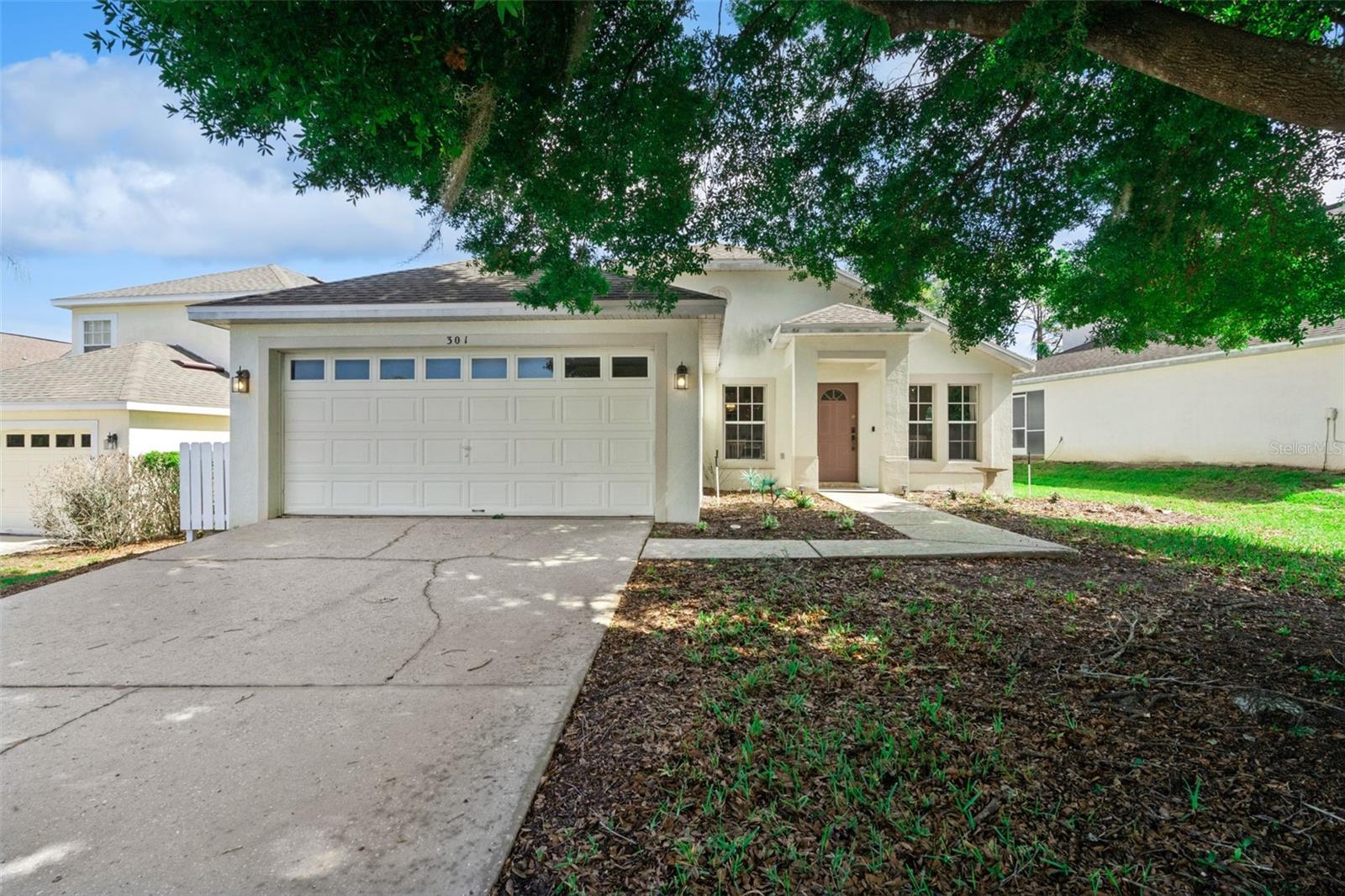 301 Troon Circle, FL