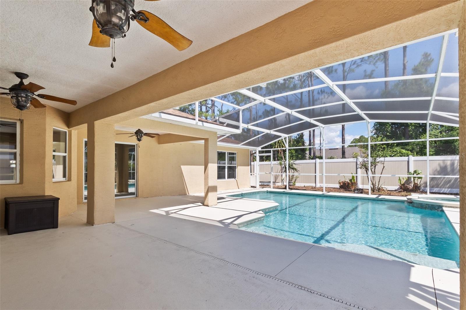 90 Universial Trail, FL