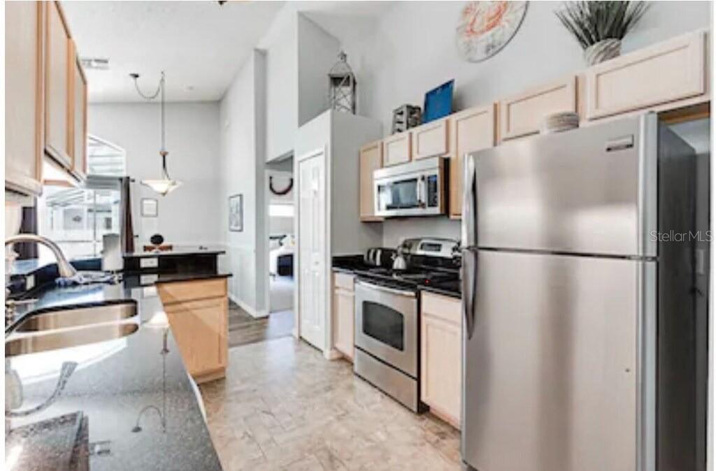 768 Majesty Drive, FL
