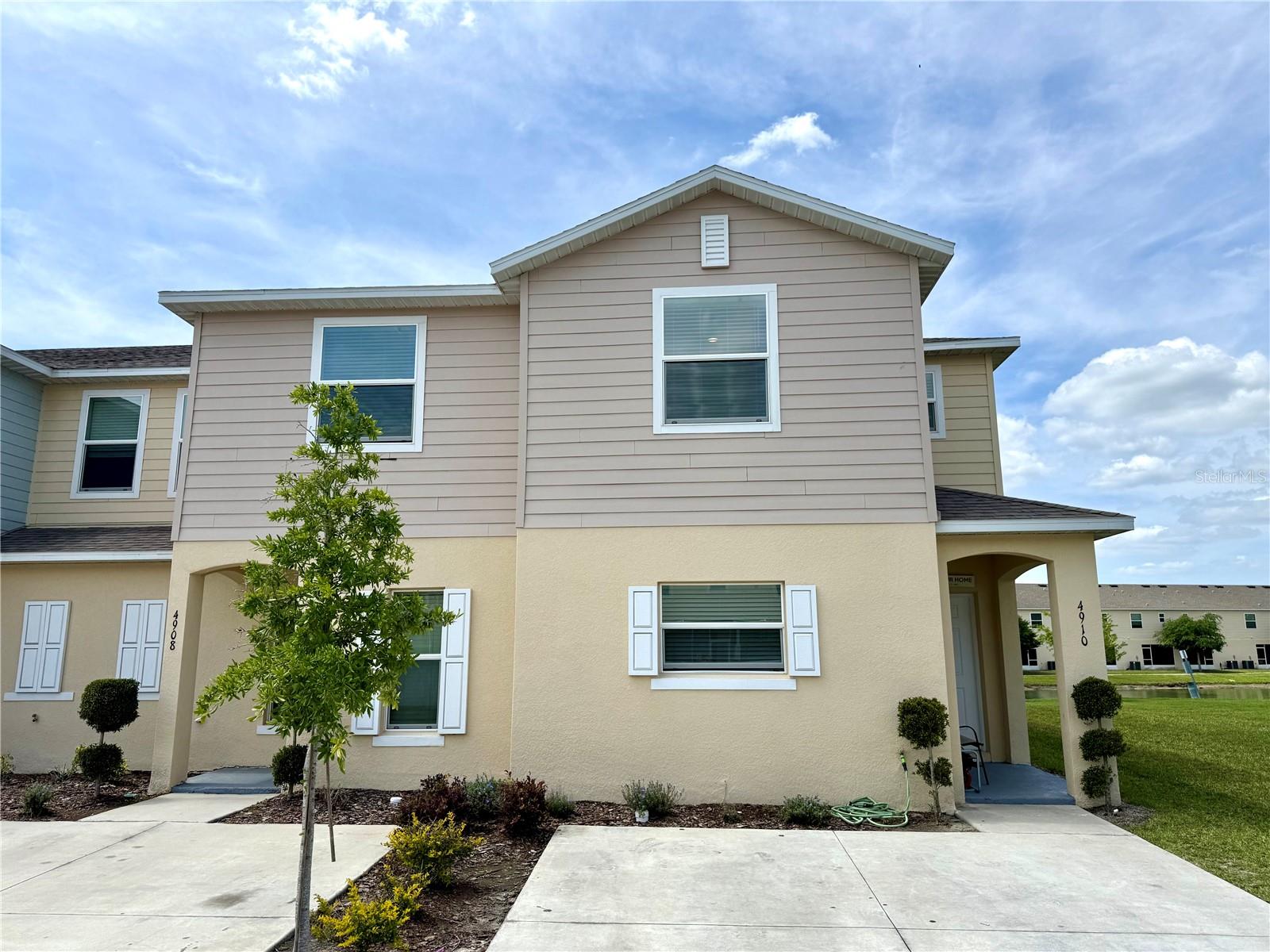 4910 Coral Castle Drive, FL