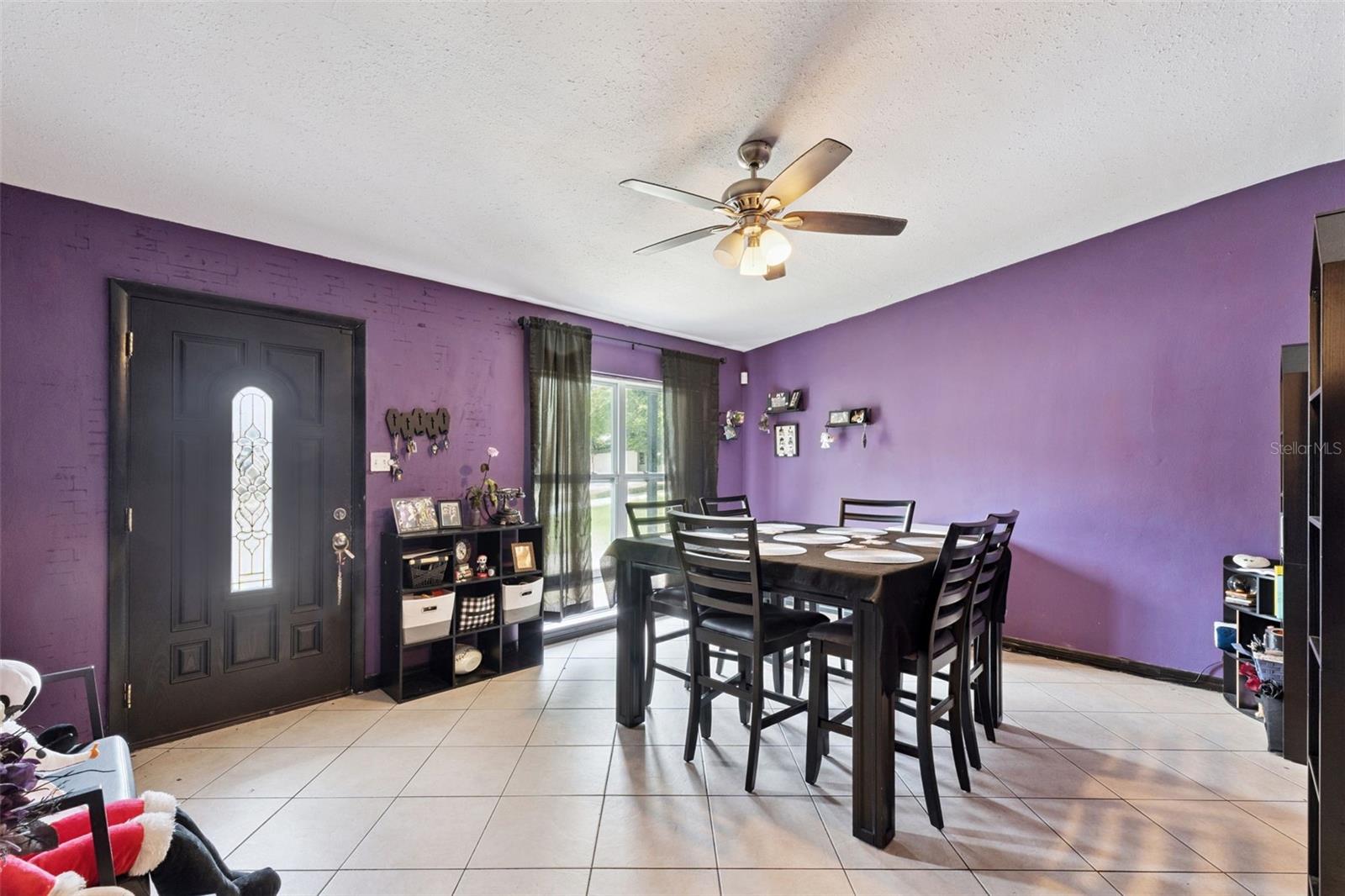 6204 Oakcrest Circle, FL