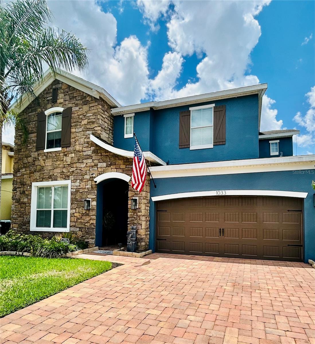 1033 Fountain Coin Loop, FL