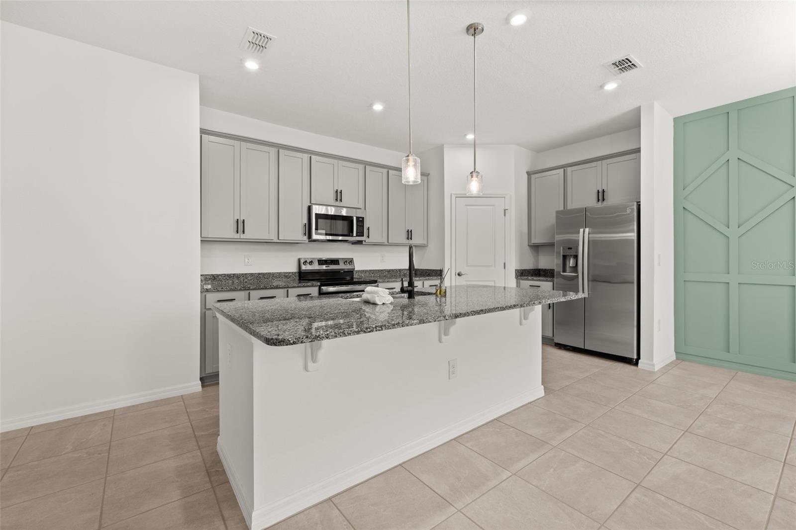 1123 Patriot Loop, FL