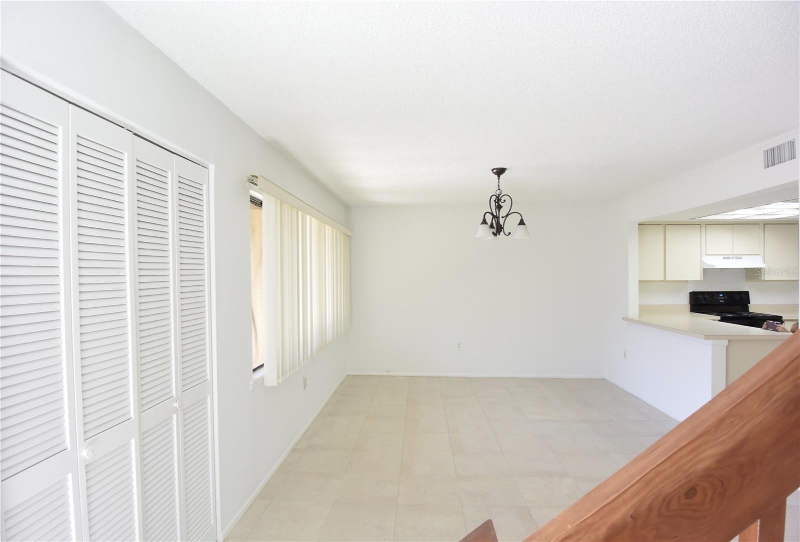 935 Sunridge Way, FL