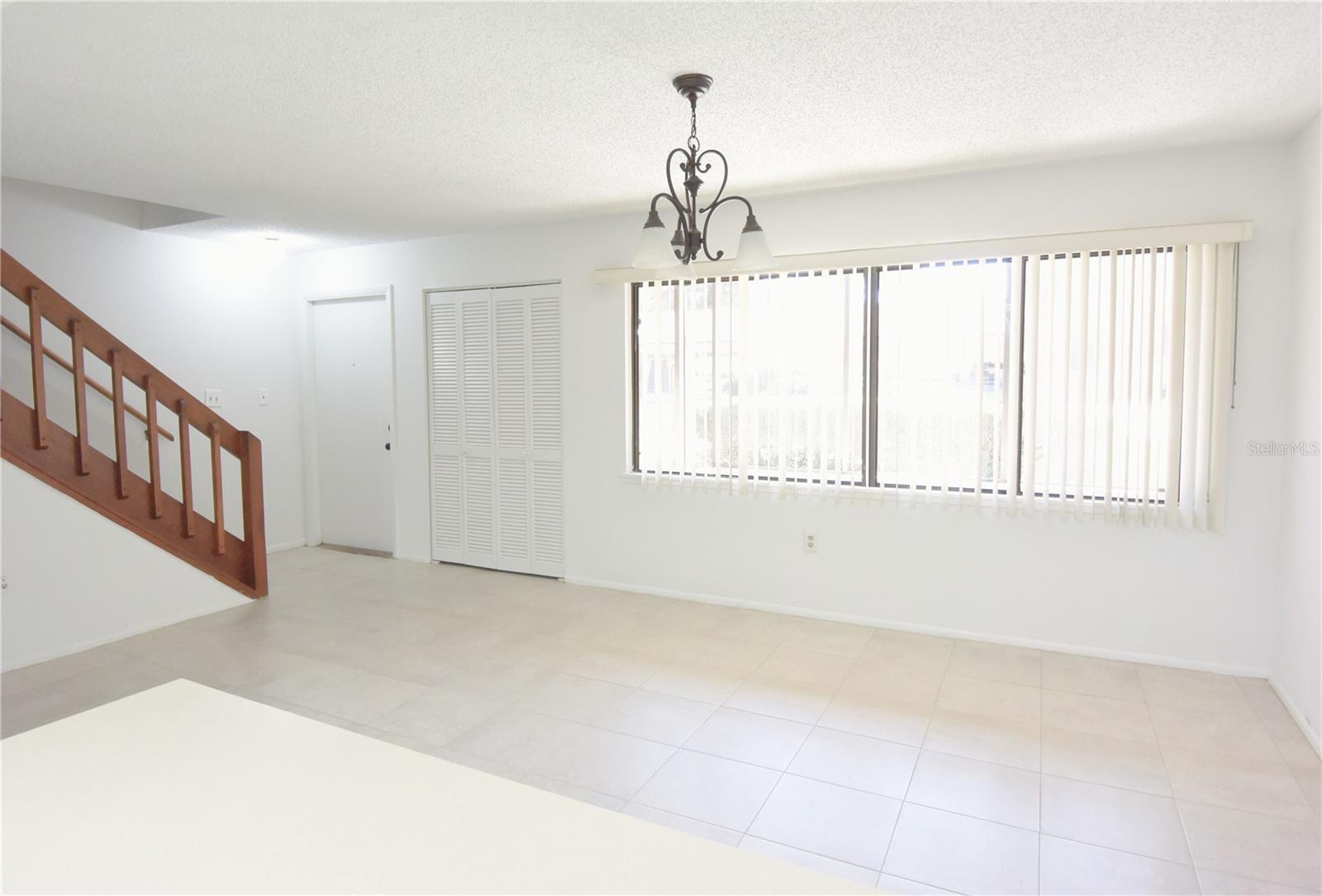 935 Sunridge Way, FL