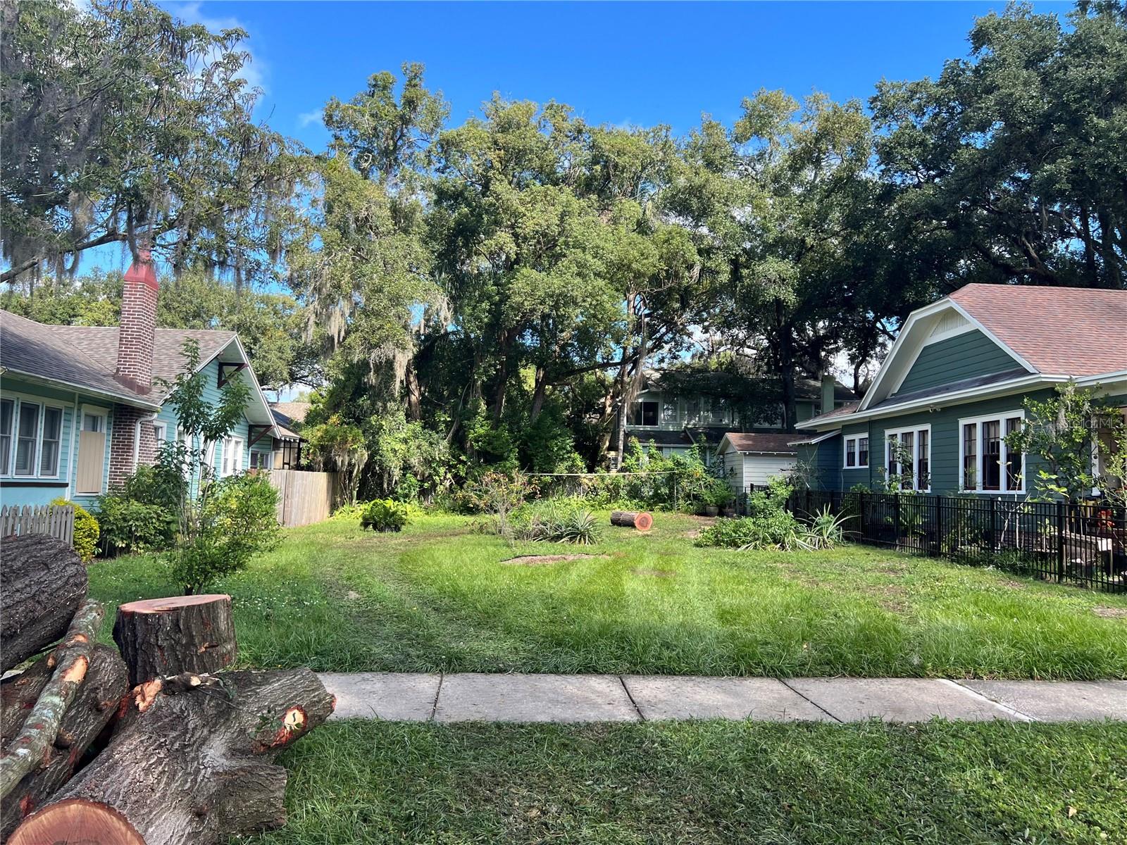 Amelia Street, FL