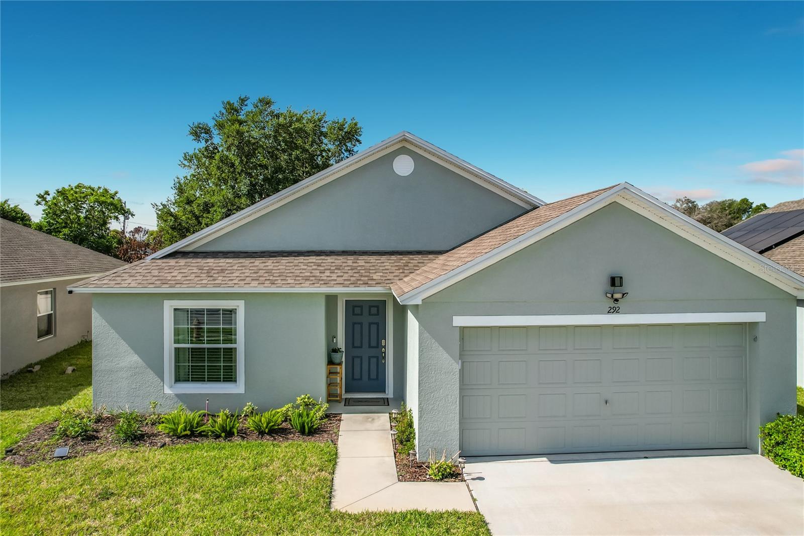 292 Arbuthnot Street, FL