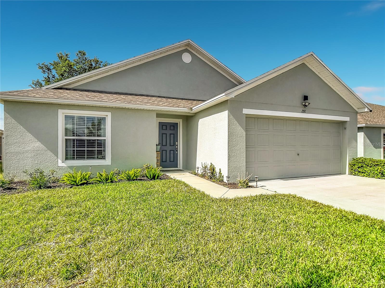 292 Arbuthnot Street, FL