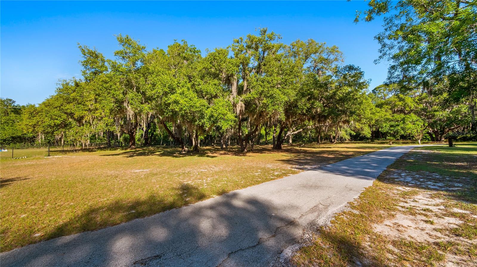 Legacy Woods, FL