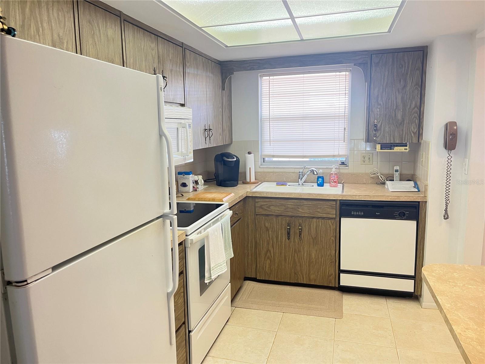 655 Park Circle, FL