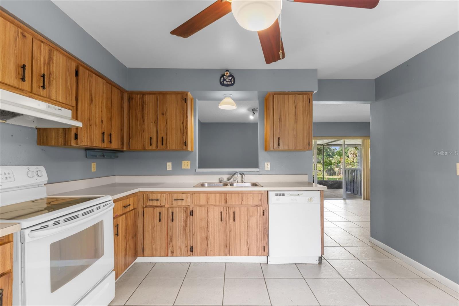 17635 Meadowbridge Drive, FL
