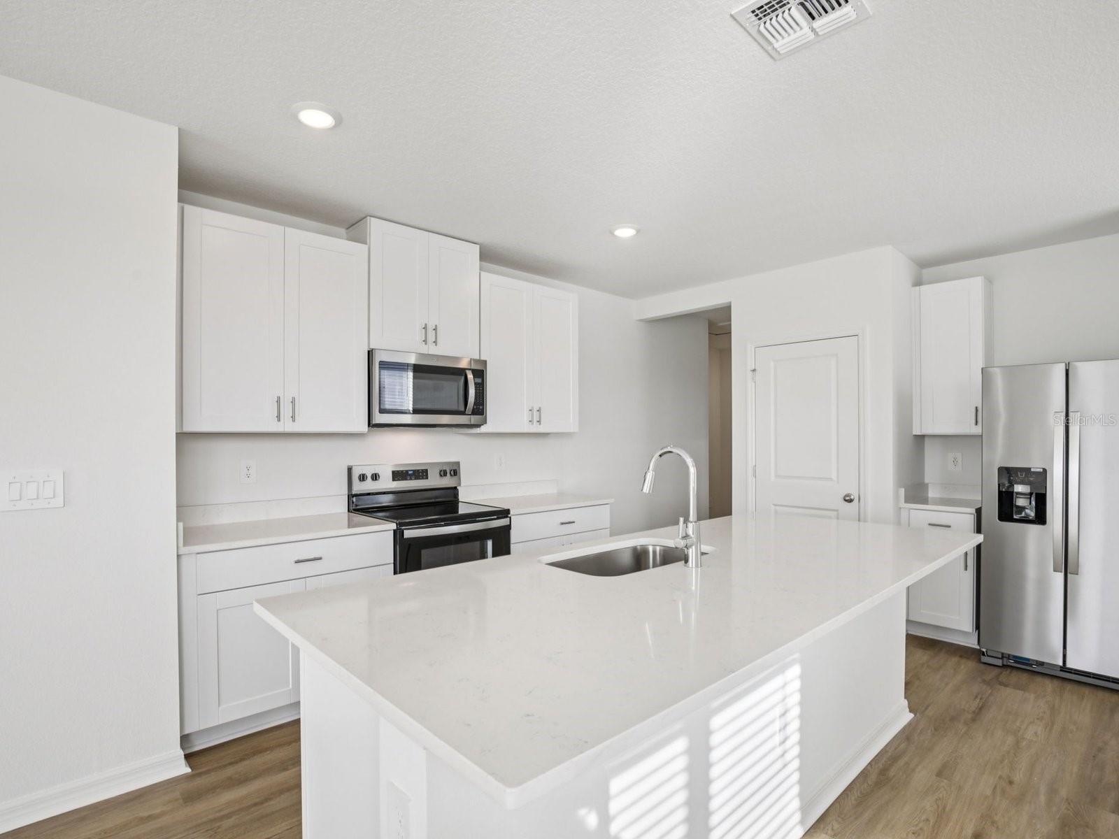 1461 Brekey Way, FL