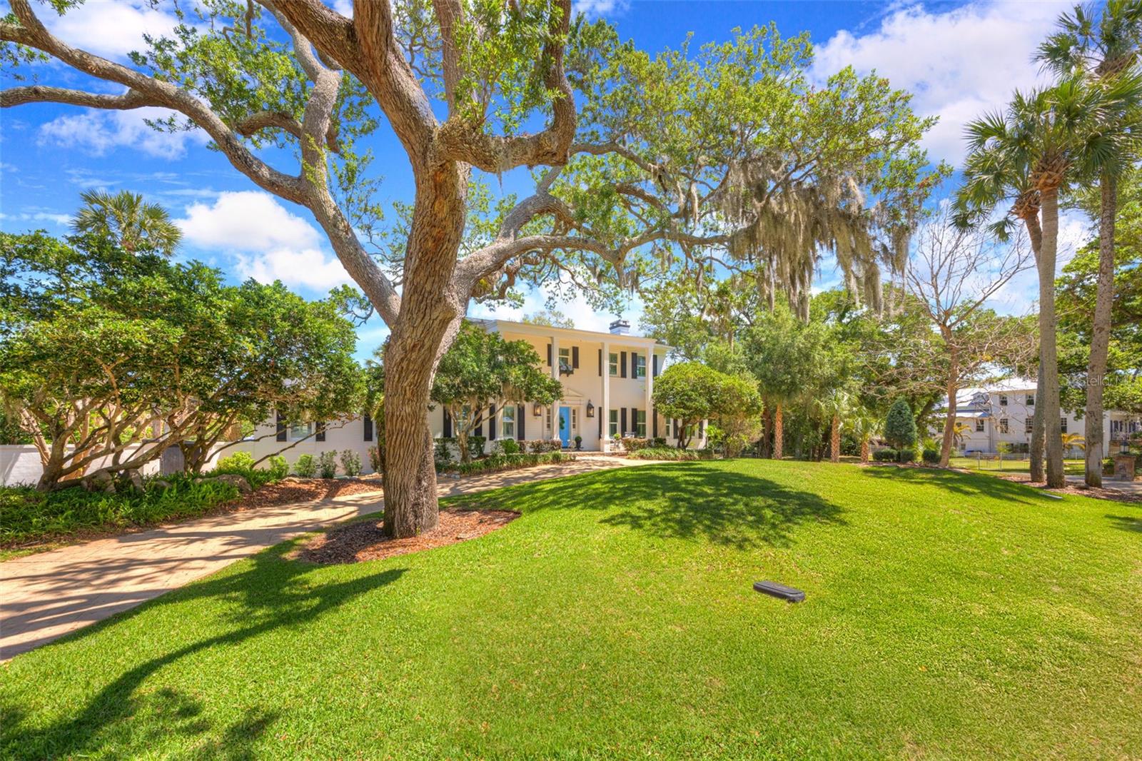 105 Riverside Drive, FL