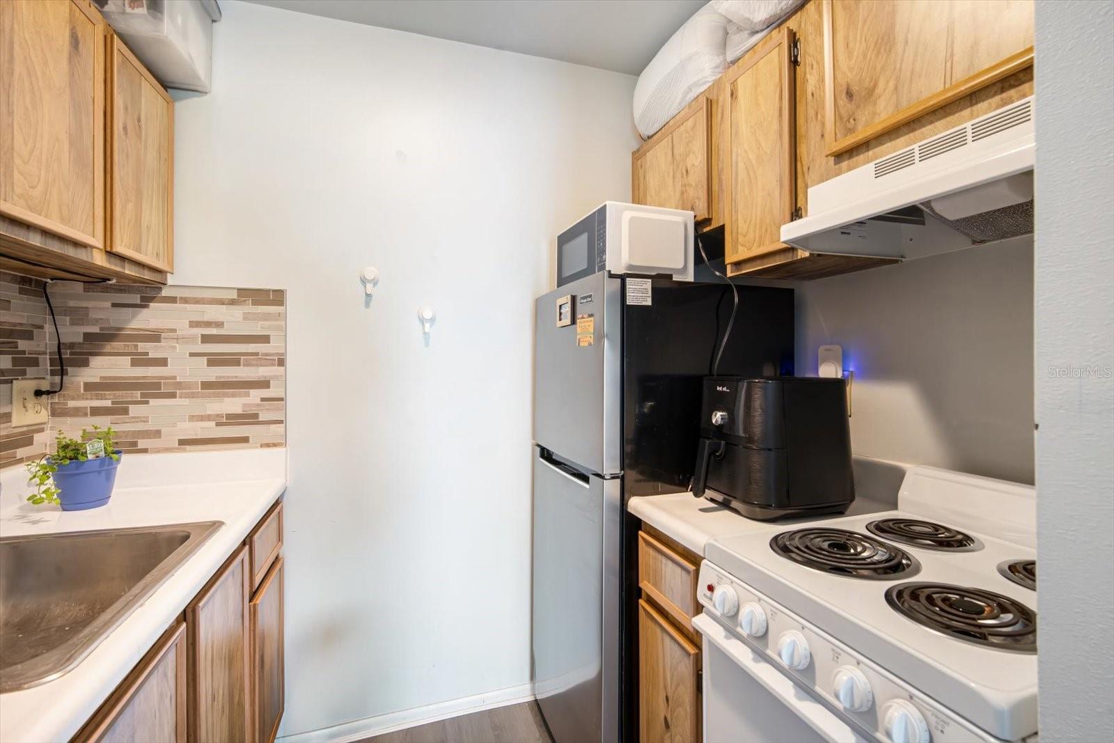 4130 Dolphin Drive, FL